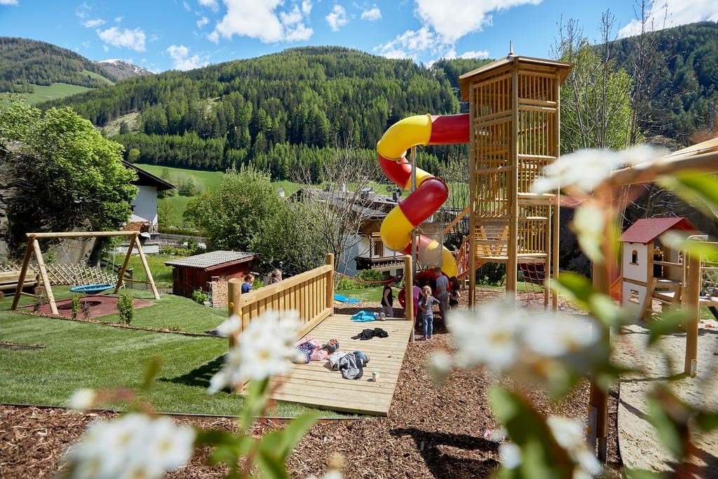 Hotel Lunaris Wellnessresort Cadipietra